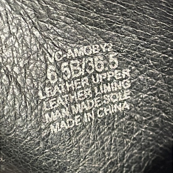 Vince Camuto Amoby2 Ankle Bootie Heel Glitter Cap Toe Gray Black Sz 6.5 - Picture 10 of 13